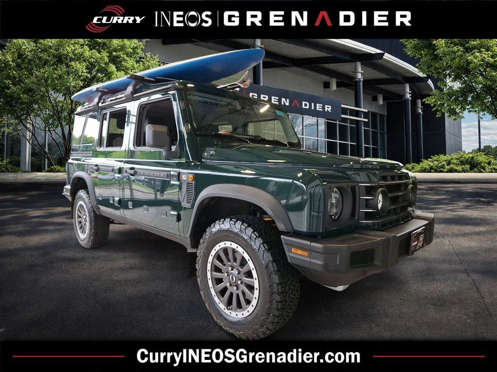 2025 INEOS Grenadier Station Wagon Fieldmaster Edition in Sela Green — front three-quarter view