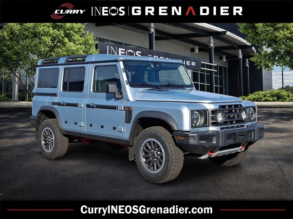 2025 INEOS Grenadier Station Wagon Fieldmaster Edition in Sterling Silver Metallic — front three-quarter view